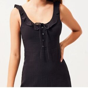 Billabong Black Sleeveless Mini Dress Ruffle & Button Tie Front size small